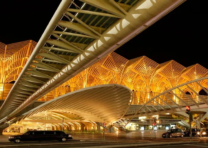 Apartmán Charming With Balcony & Pool