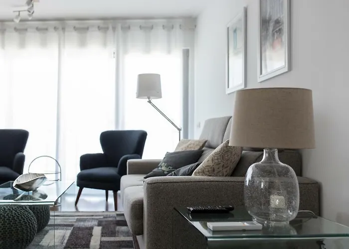 Apartmán Charming With Balcony & Pool