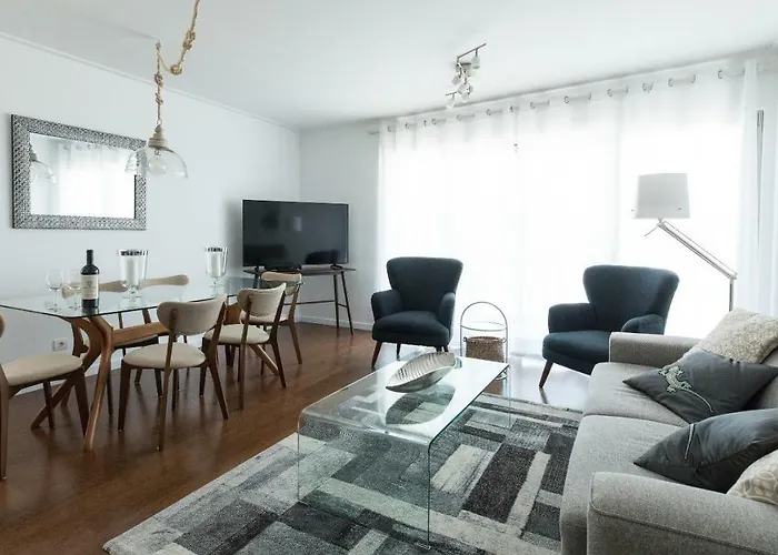 Charming With Balcony & Pool Apartmán Lisboa